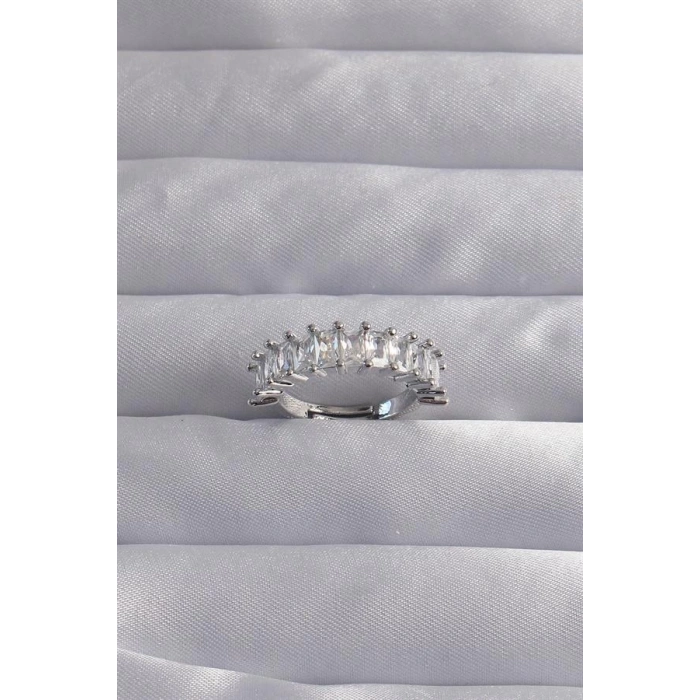 Pirinç Ayarlamalı Gümüş Renk Baget Taşlı Su Yolu Yüzük