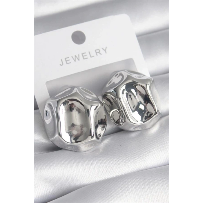 Pirinç Gümüş Renk İşlemeli Top Model Kadın Küpe