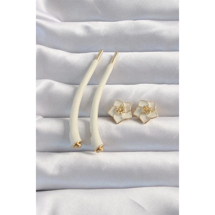 Pirinç Krem Renk Botega Küpe