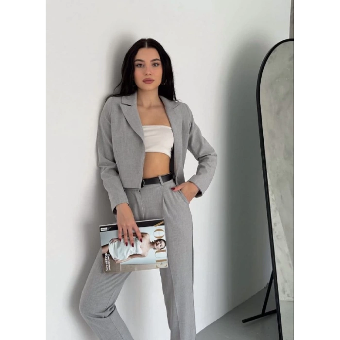 Tek Düğmeli Kadın Kısa Ceket