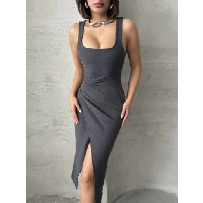 Yırtmaç Detaylı Kalem Kadın Elbise