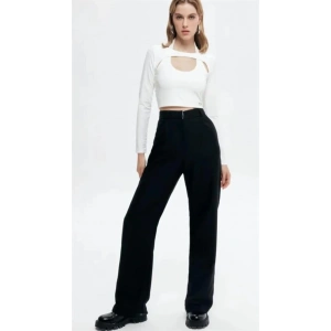 23K71073 Yüksek Bel İspanyol Paça Kumaş Pantolon