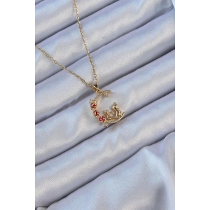 316L Çelik Zincir Altın Renk Kırmızı Gül Detay Kedi Figür Zirkon Taşlı Ay Kolye