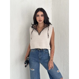 Astarlı kapşonlu kuzu yelek beyaz t1243