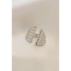Ayarlamalı Gümüş Renk Metal Zirkon Taşlı Piramit Yüzük