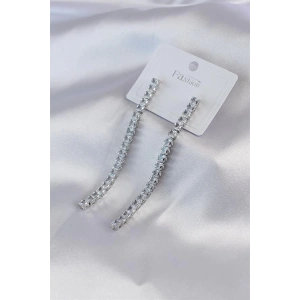 Gümüş Renk Zirkon Taşlı Kadın Küpe