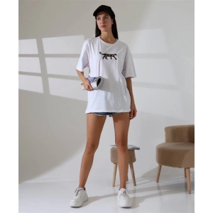Kaplan nakış işlemeli Oversize Kadın T-Shirt