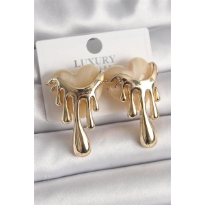 Pirinç Gold Renk Beyaz Sedefli Akan Kalp Model Kadın Küpe