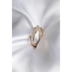 Pirinç Gold Renk Su Yolu Zirkon Taşlı Model Kadın Yüzük