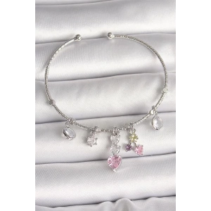 Pirinç Gümüş Renk Sallantı Zirkon Taşlı Kalp Figür Charm Kadın Bileklik