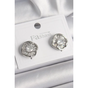 Pirinç Gümüş Renk Zirkon Taşlı Yonca Model Kadın Küpe