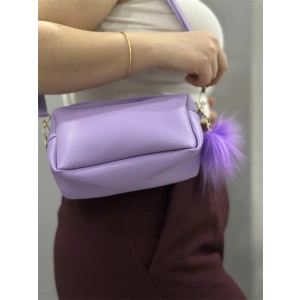 Ponpon mor cilt çanta