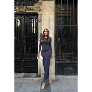 Uzun kollu uzun elbise