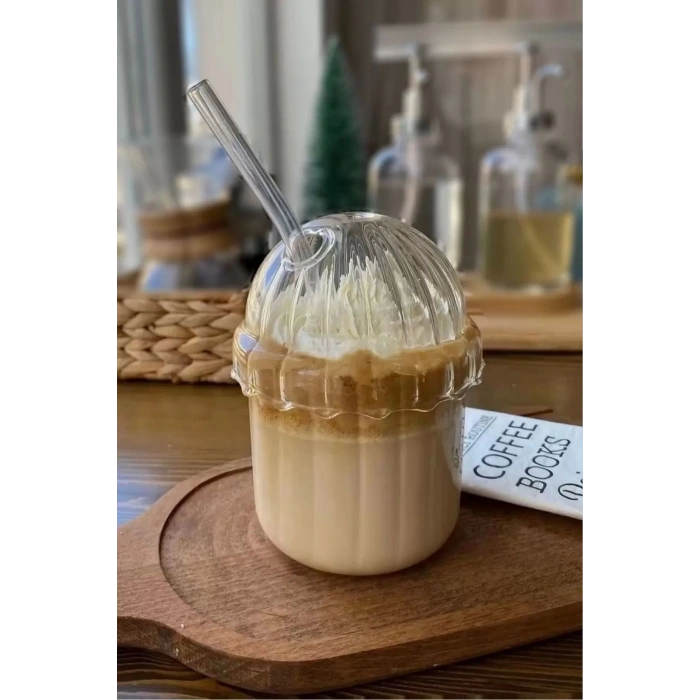 Çizgi Kapaklı 430ml Pipetli Bardak Isıya Dayanıklı EggGlass Pinterest Bardak Kahve Sunum Bardağı