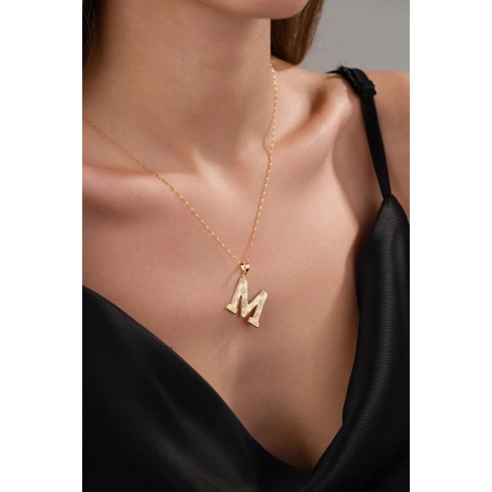 14 Ayar Altın Press Füzyon M Harfli Kolye