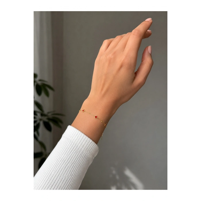 14 AYAR ALTIN ZARİF MİNELİ YONCA BİLEKLİKLER