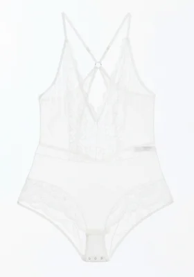 Beyaz Çıtçıtlı Dantel Transparan Sırt İpli Bodysuit