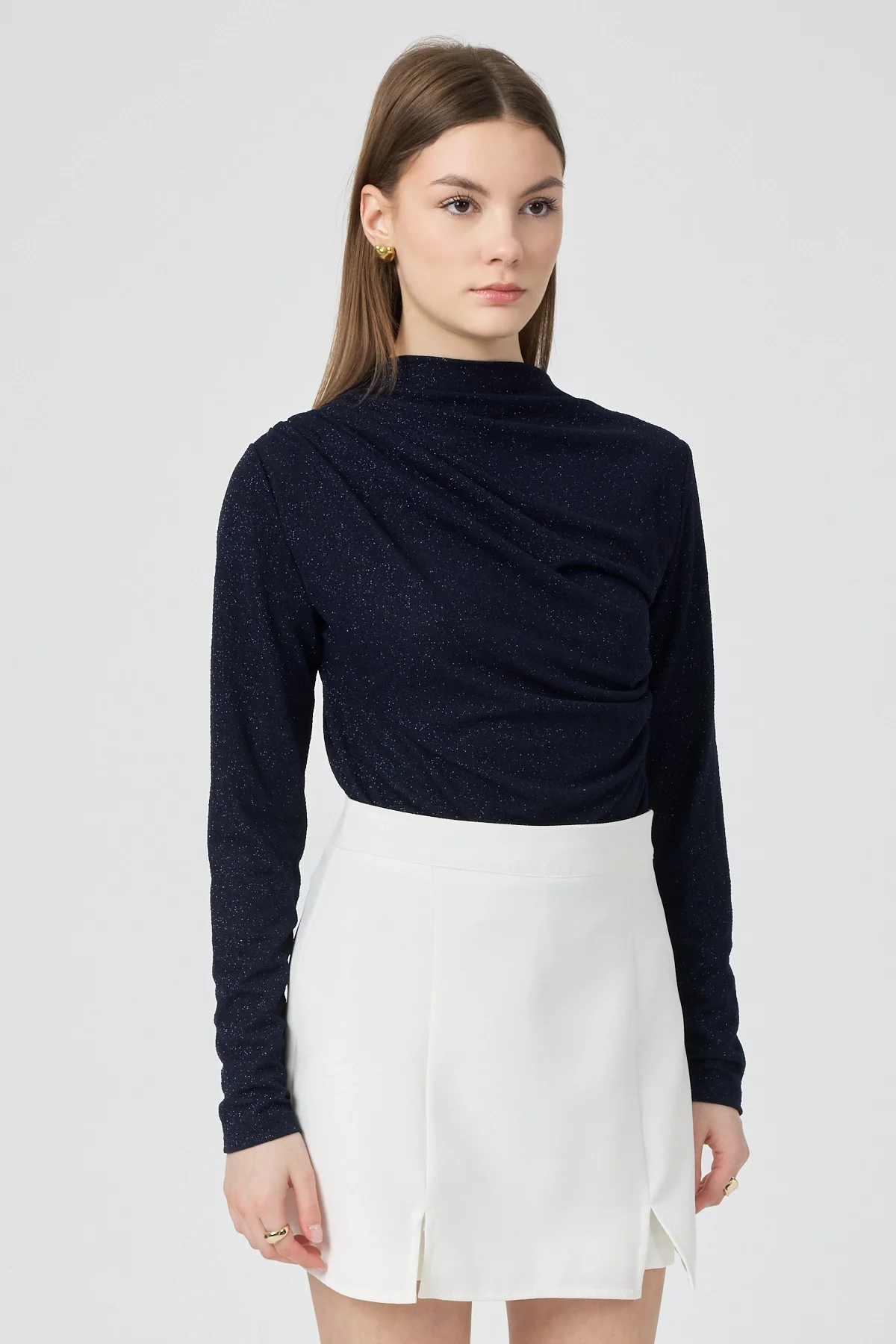 Kadın Büzgü Detaylı Uzun Kol Sandy Simli Siyah Bluz