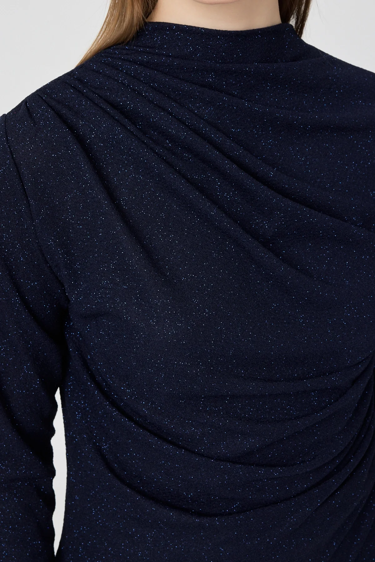 Kadın Büzgü Detaylı Uzun Kol Sandy Simli Siyah Bluz