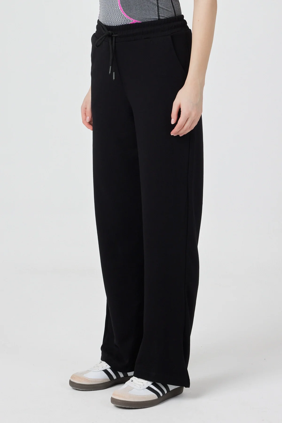 Modal Kumaş Beli Lastikli Siyah Eşofman Altı