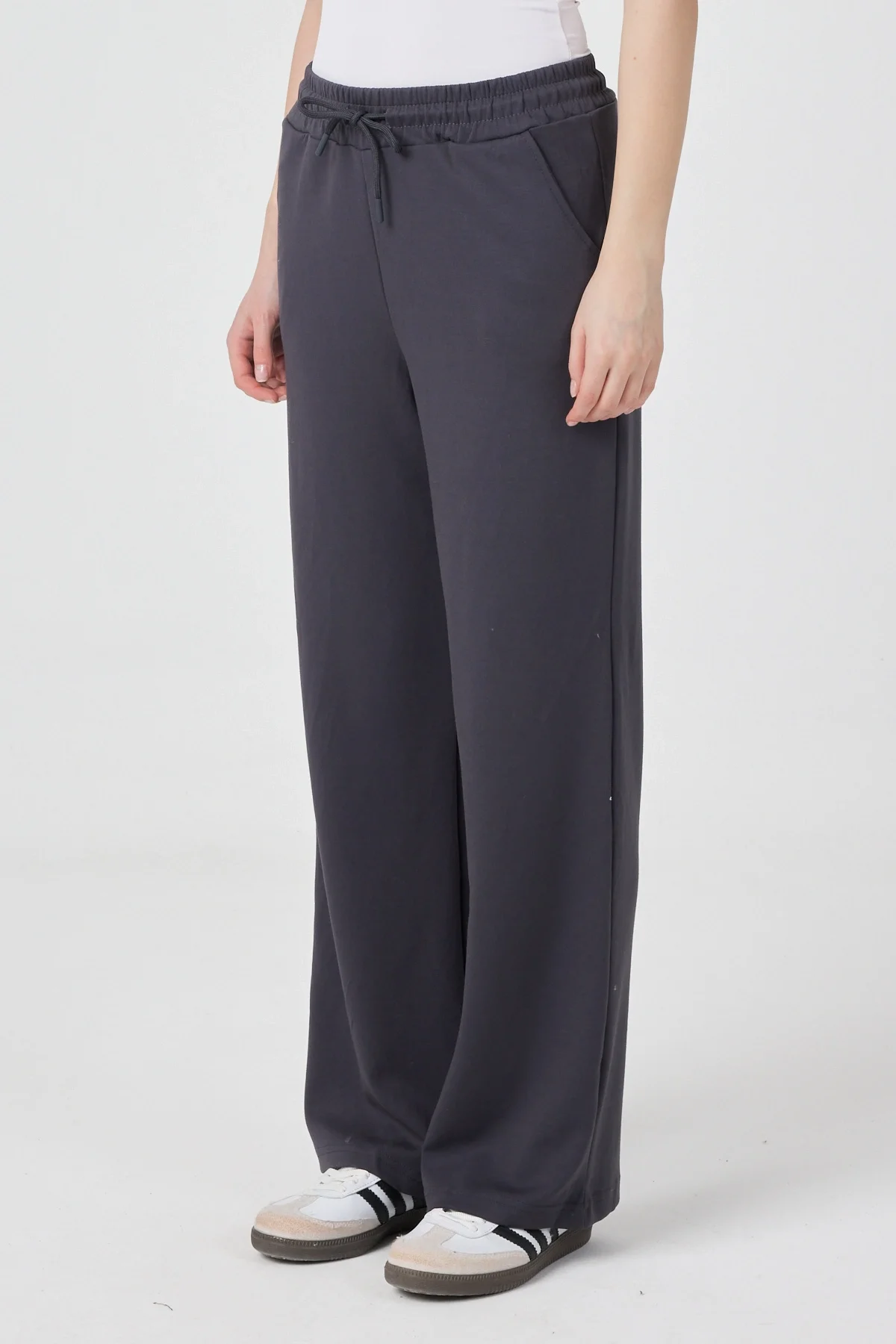 Modal Kumaş Beli Lastikli Füme Eşofman Altı