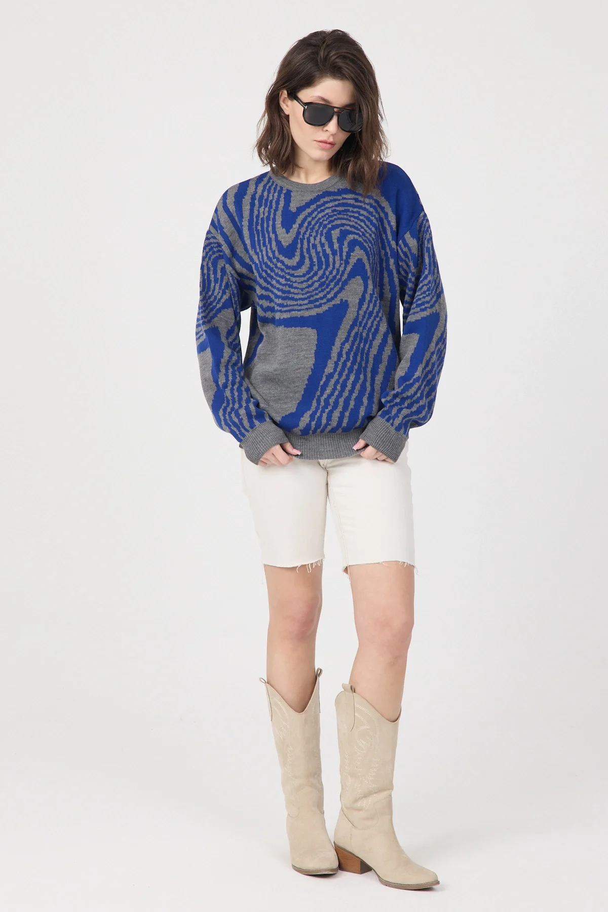 Kadın Desenli Oversize Triko Kazak - Mavi Gri Modern Desen Yumuşak Dokulu
