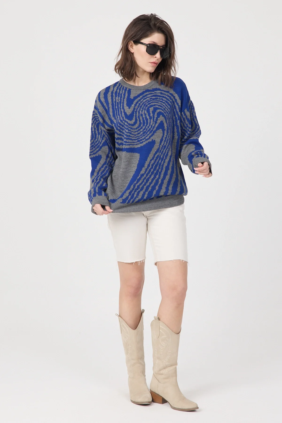 Kadın Desenli Oversize Triko Kazak - Mavi Gri Modern Desen Yumuşak Dokulu