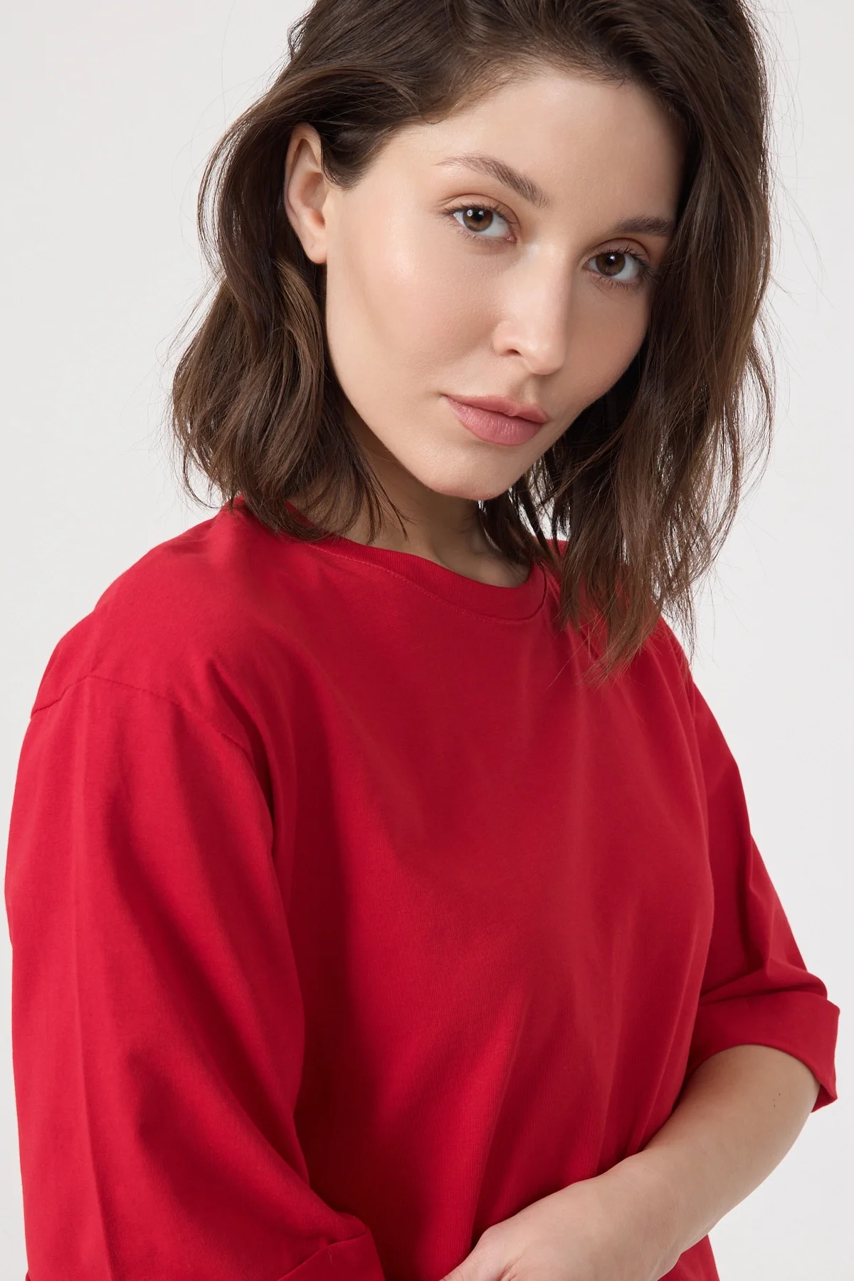 Kadın Kırmızı Oversize Duble Kol Bisiklet Yaka Basic Pamuklu Tişört