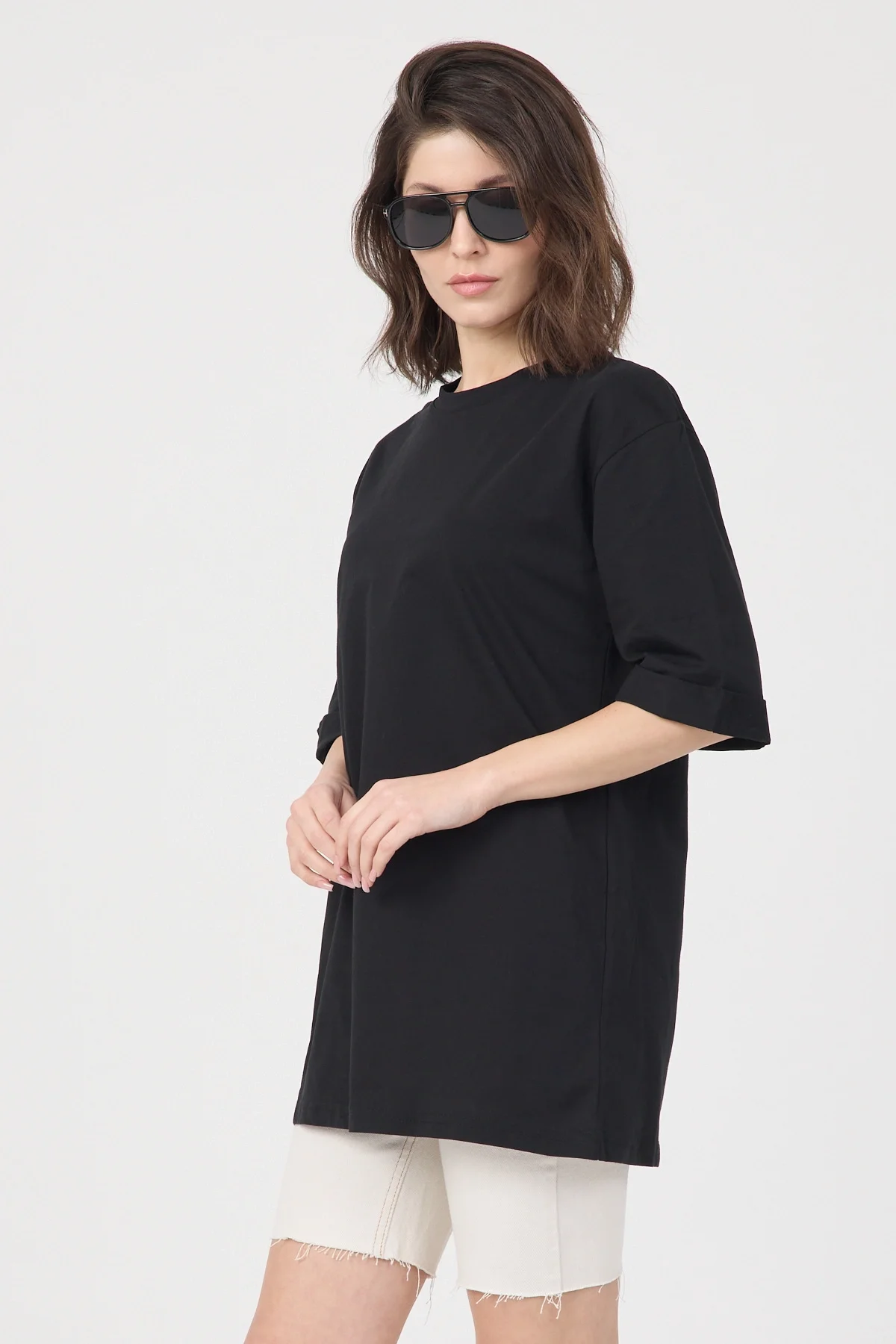 Kadın Siyah Oversize Duble Kol Bisiklet Yaka Basic Pamuklu Tişört