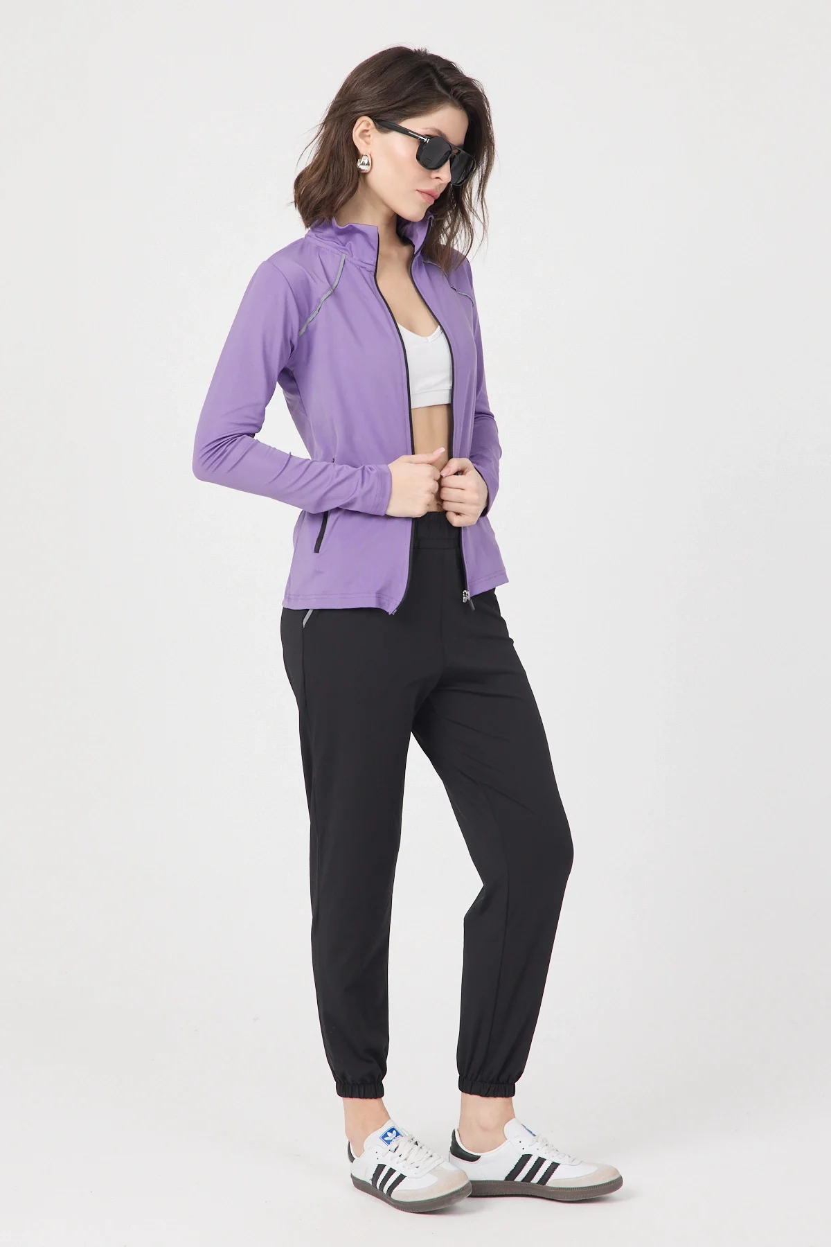 Kadın Mor Fermuarlı Dik Yaka Spor Ceket ve Siyah Jogger Alt Eşofman Takımı