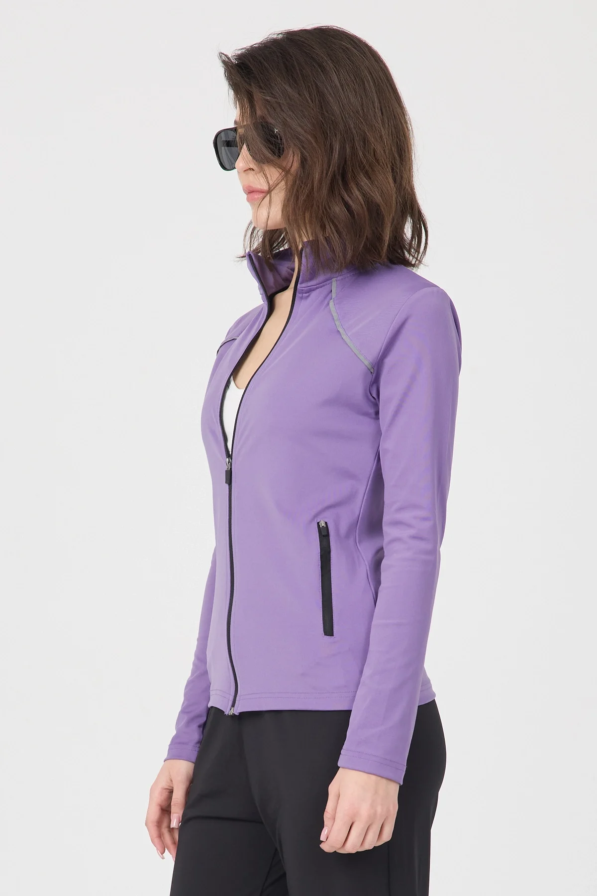 Kadın Mor Fermuarlı Dik Yaka Spor Ceket ve Siyah Jogger Alt Eşofman Takımı