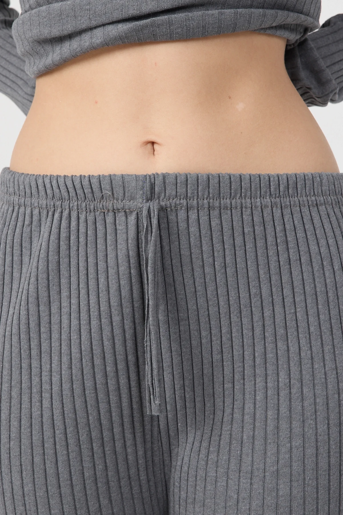 Kadın Mevsimlik Uzun Kollu Fitilli Gri Pijama Takımı