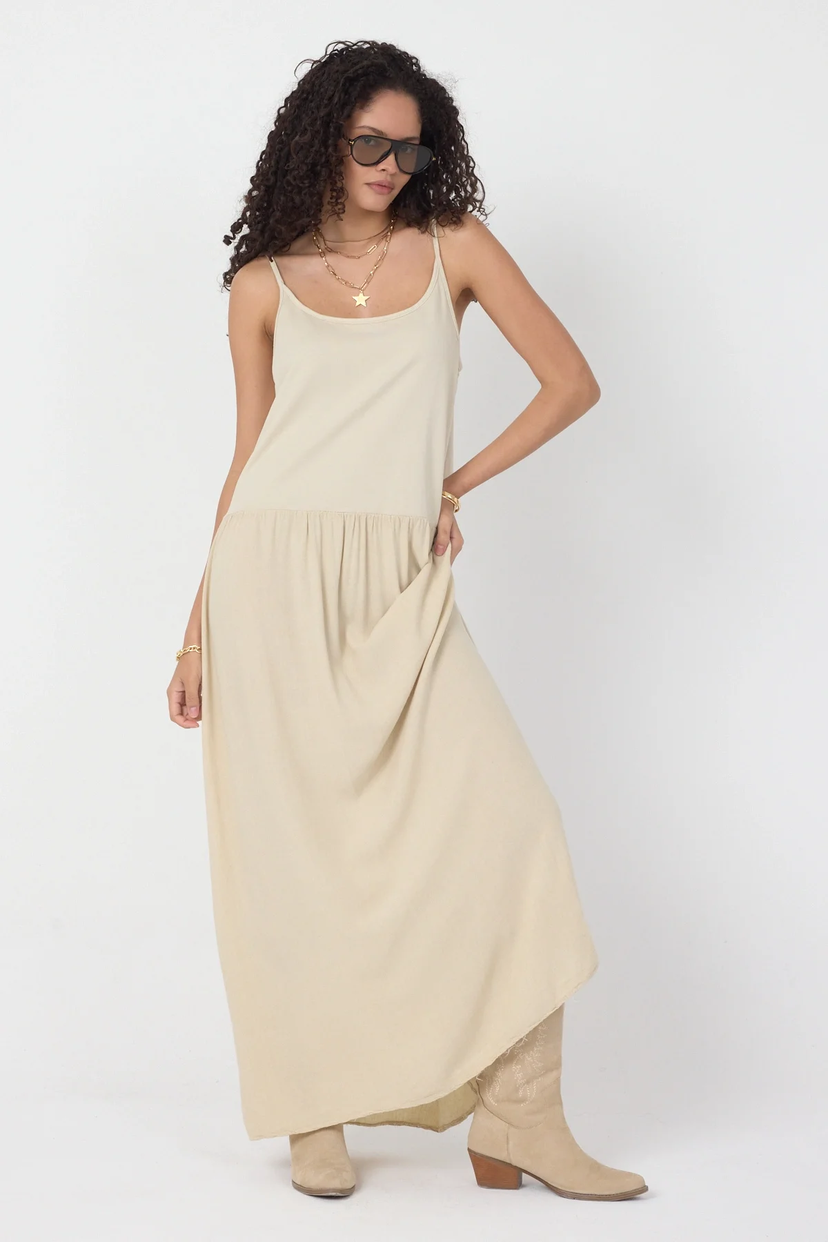 Kadın Bej İnce Askılı Pamuklu Maxi Bohem Yazlık Elbise