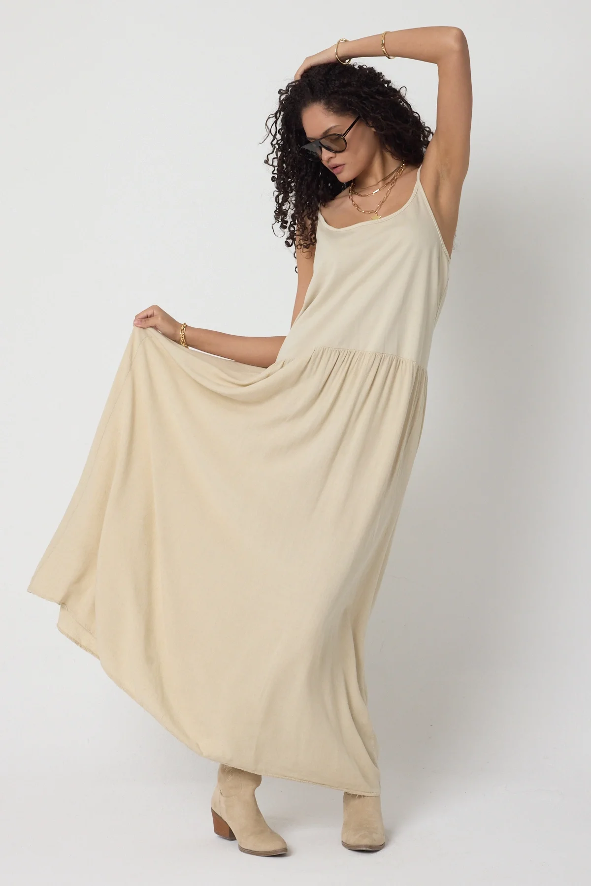 Kadın Bej İnce Askılı Pamuklu Maxi Bohem Yazlık Elbise