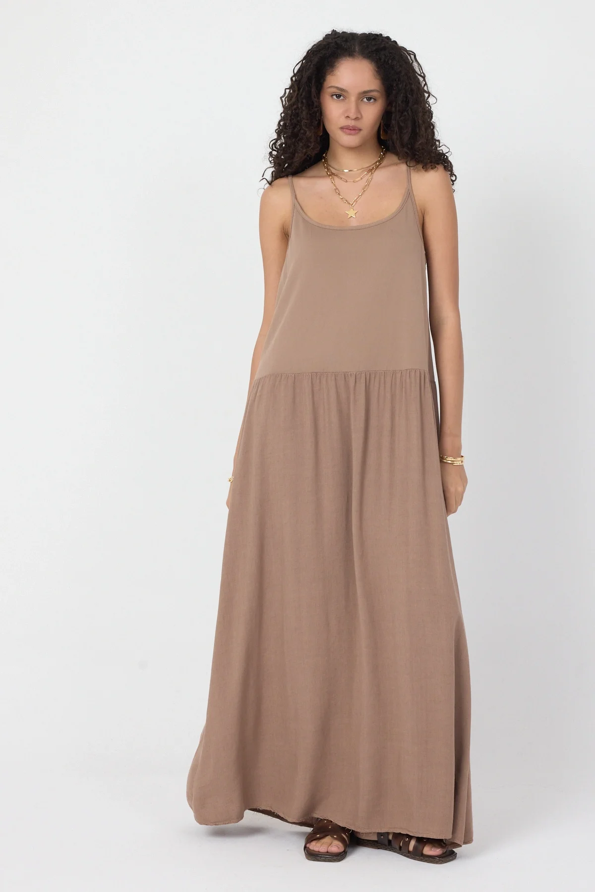 Kadın Kahverengi İnce Askılı Pamuklu Maxi Bohem Yazlık Elbise