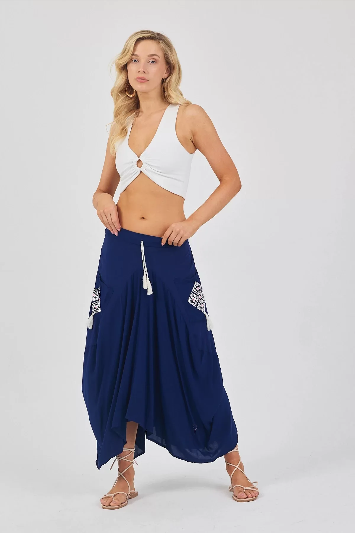 Beli Lastikli Nakış Detaylı Bağcıklı Otantik Şalvar Etek