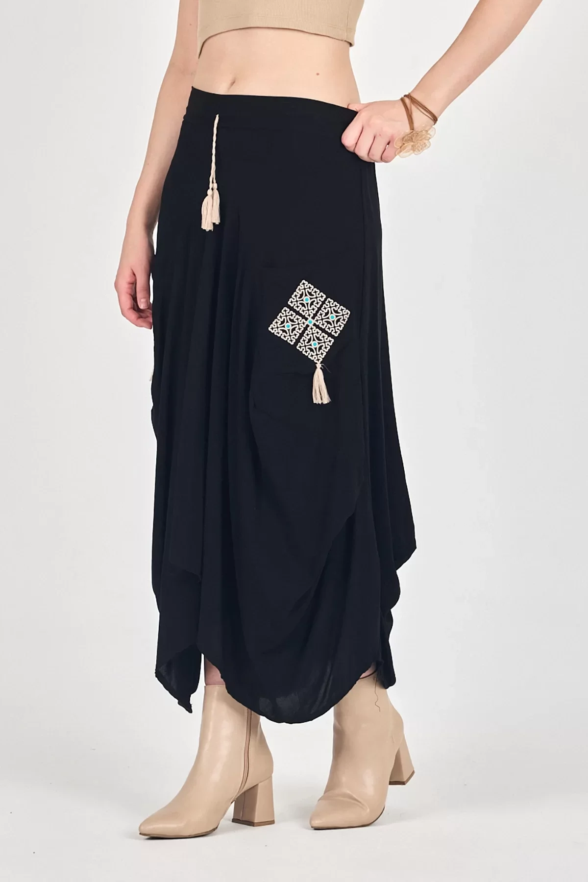 Beli Lastikli Nakış Detaylı Bağcıklı Otantik Şalvar Etek