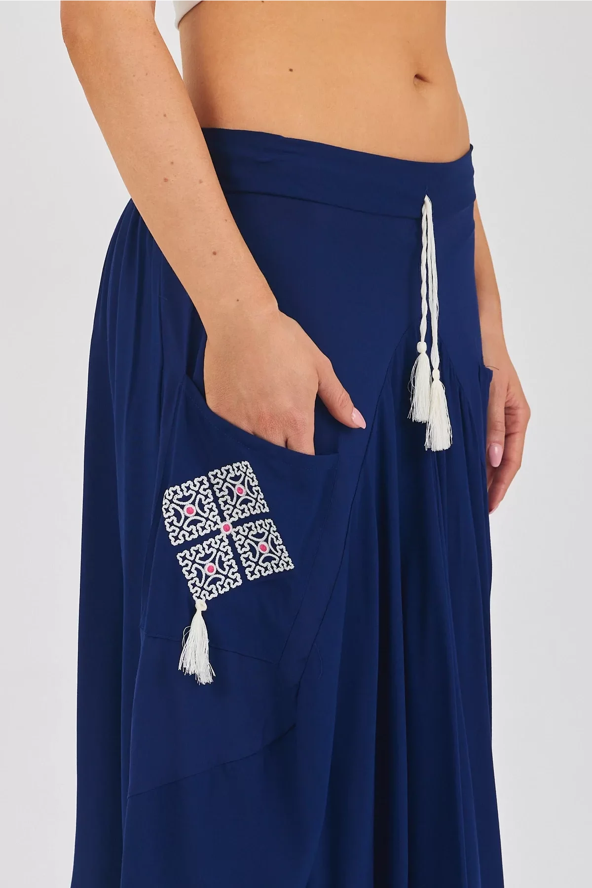 Beli Lastikli Nakış Detaylı Bağcıklı Otantik Şalvar Etek