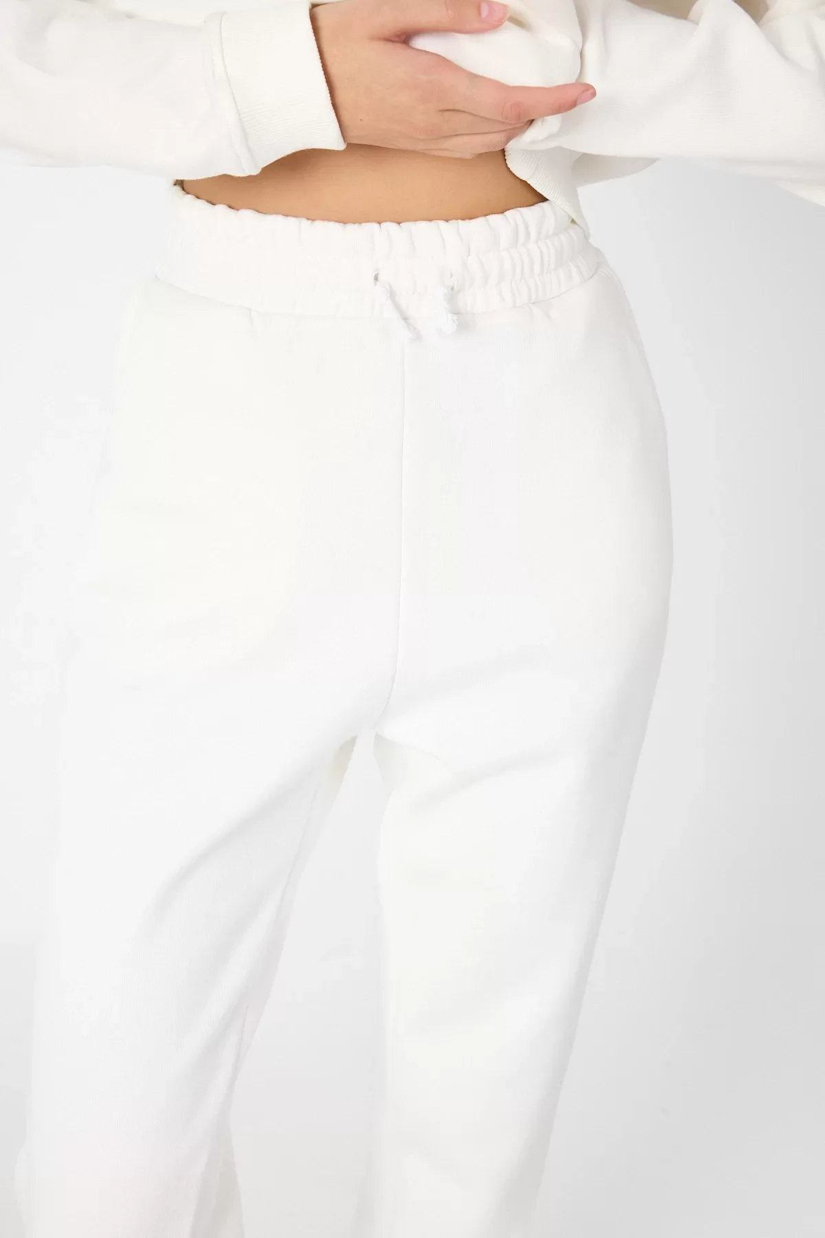 Bisiklet Yaka Sweatshirt & Beli Lastikli Jogger Eşofman Altı