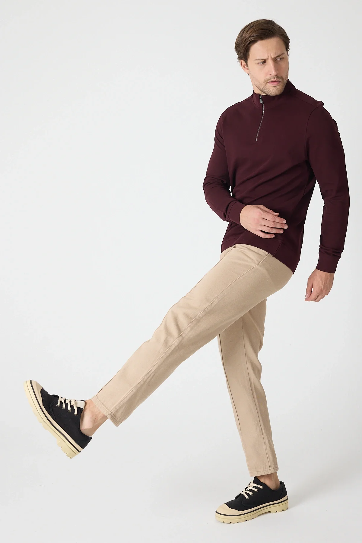 Erkek Dik Yaka Fermuarlı Sweatshirt - Bordo