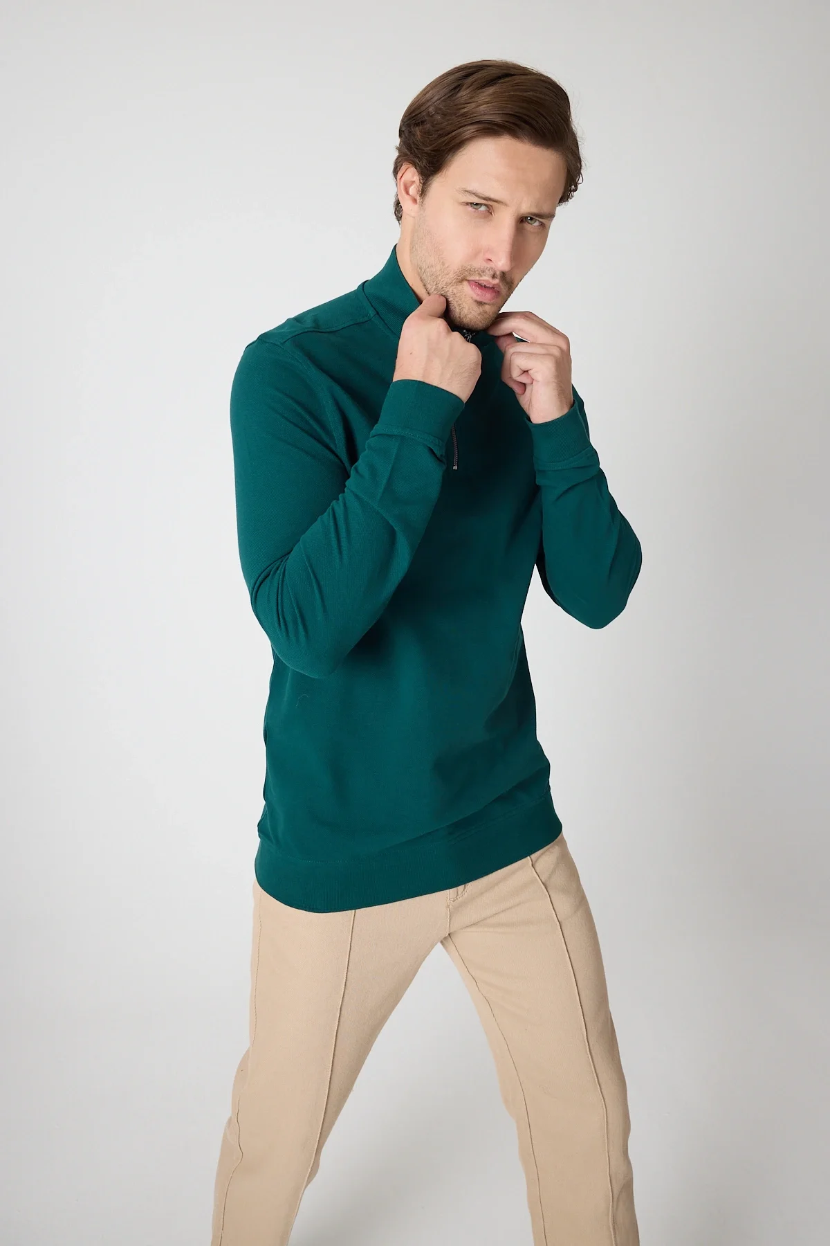 Erkek Dik Yaka Fermuarlı Sweatshirt - Nefti