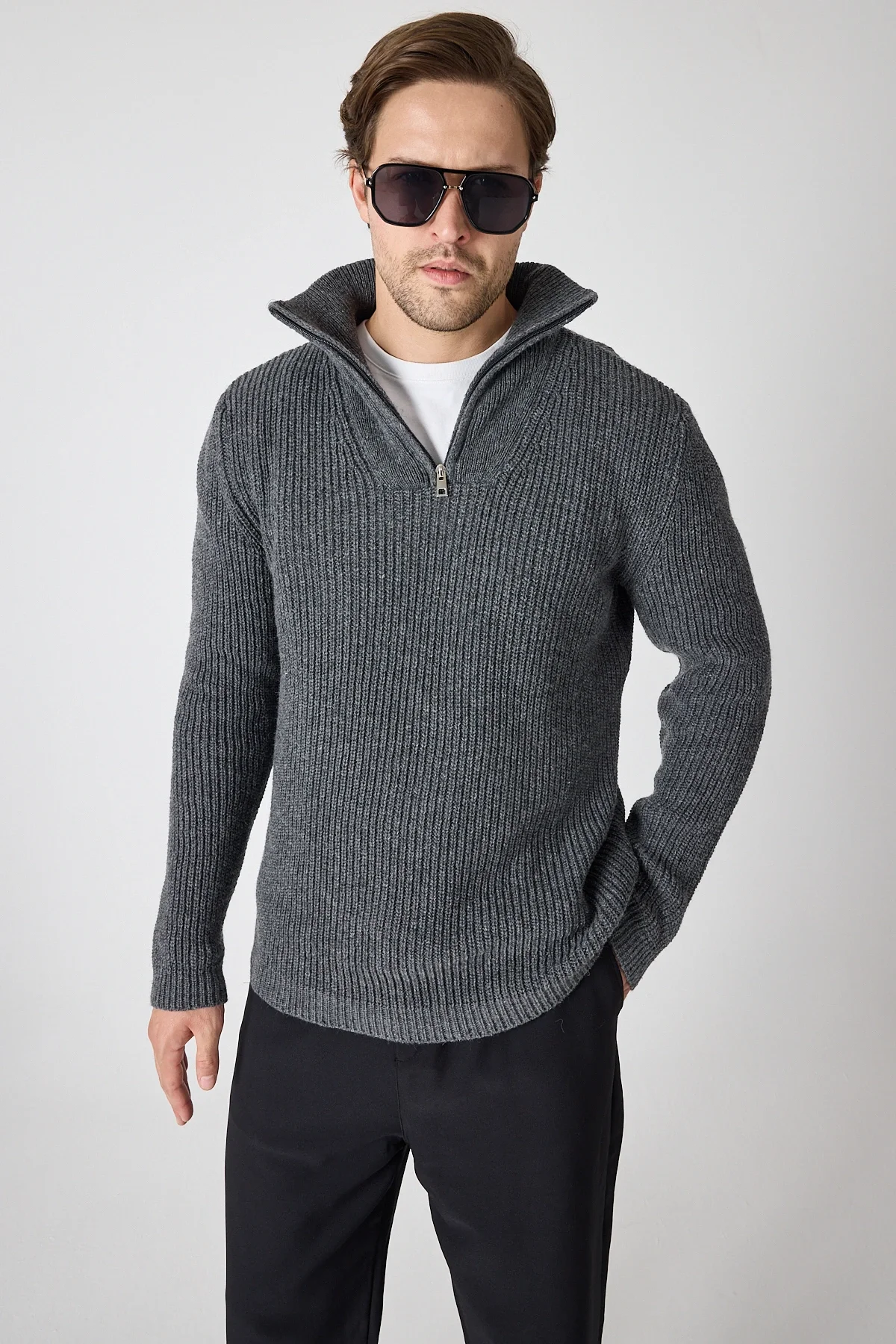 Erkek Dik Yaka Fermuarlı Triko Kazak - Antrtasit