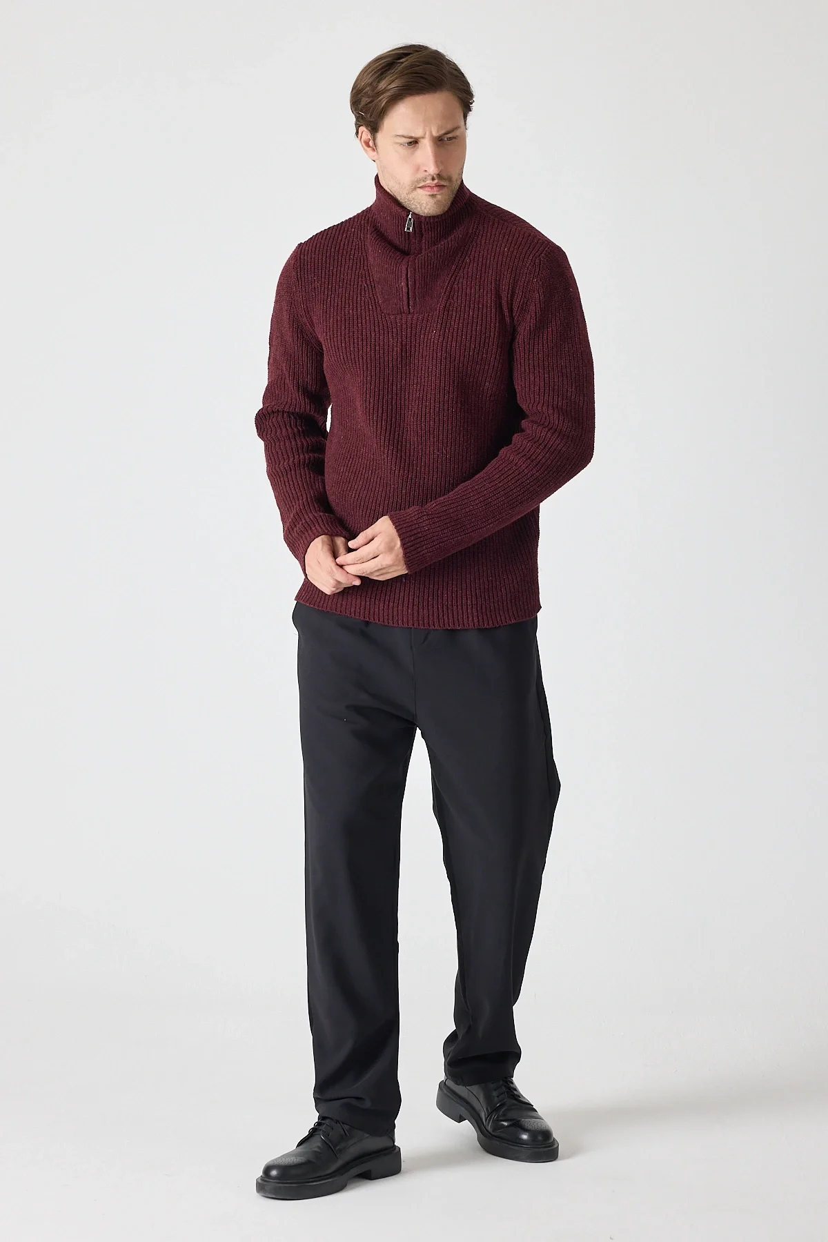 Erkek Dik Yaka Fermuarlı Triko Kazak - Bordo