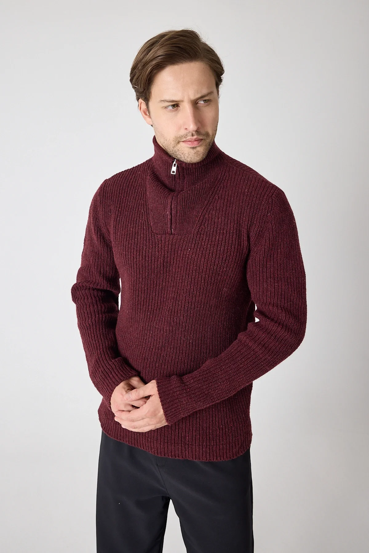 Erkek Dik Yaka Fermuarlı Triko Kazak - Bordo