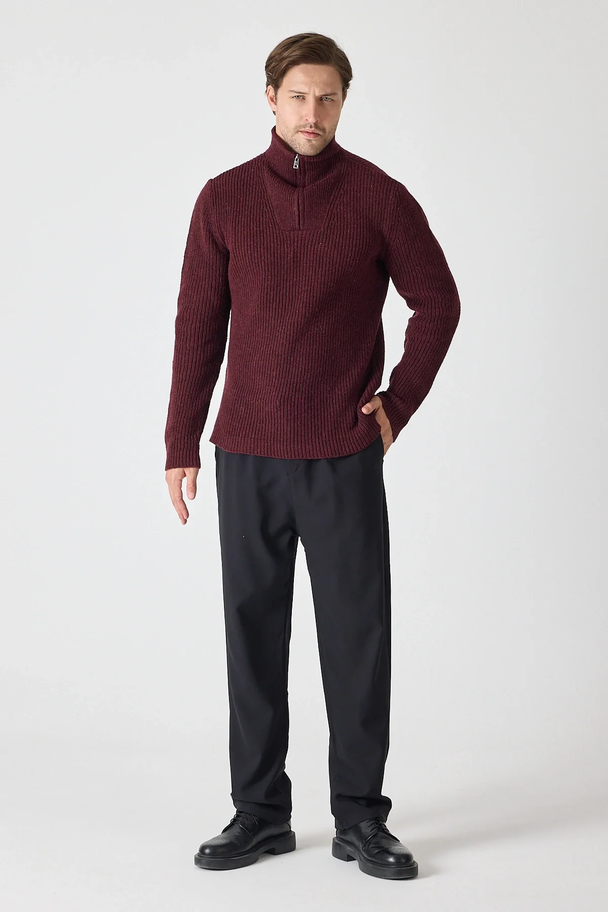 Erkek Dik Yaka Fermuarlı Triko Kazak - Bordo