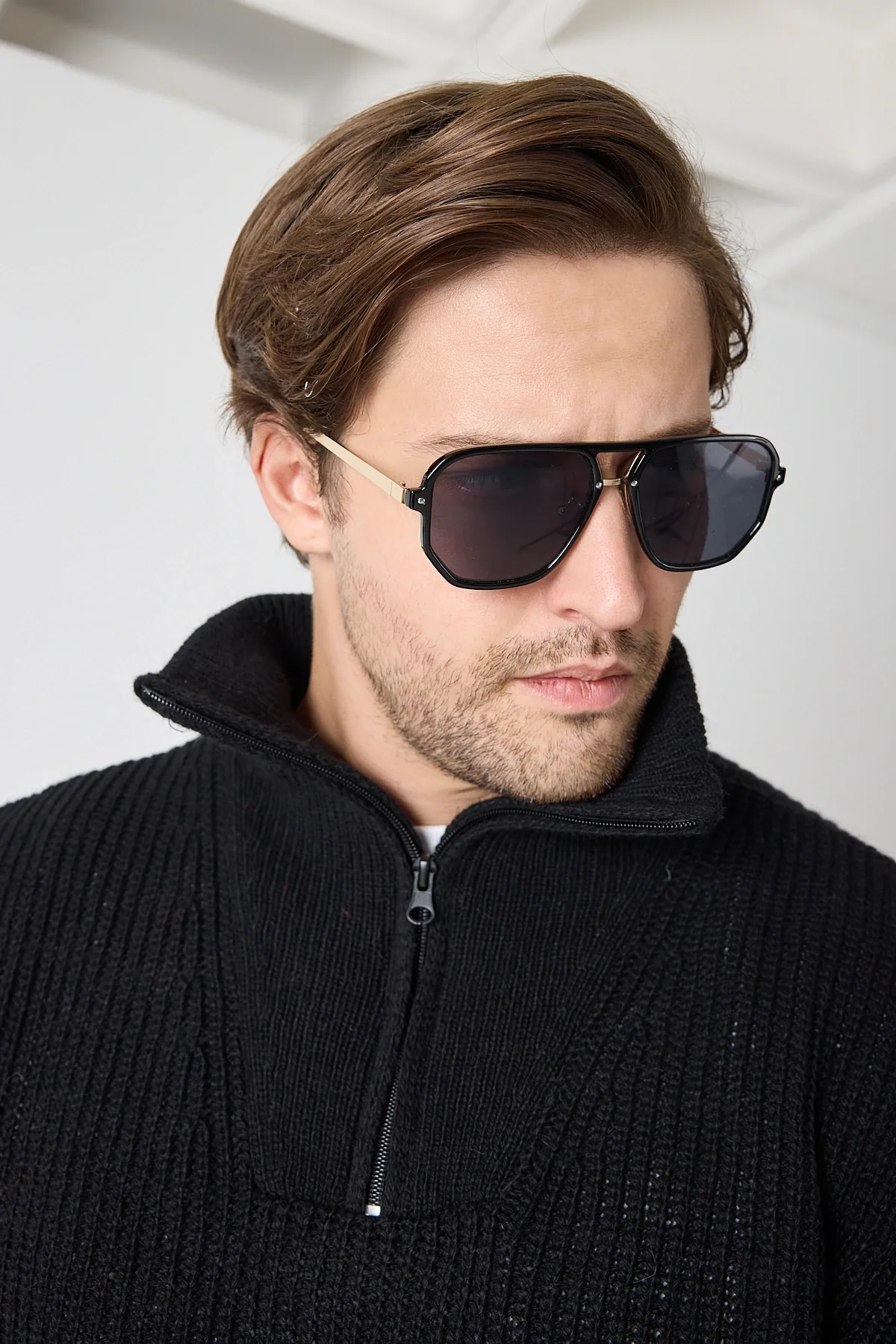 Erkek Dik Yaka Fermuarlı Triko Kazak - Siyah