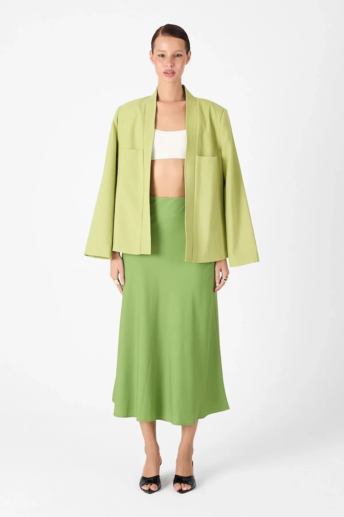 Kadın A Kesim Yarım Kiloş Saten Etek – Astarlı & Gizli Fermuarlı