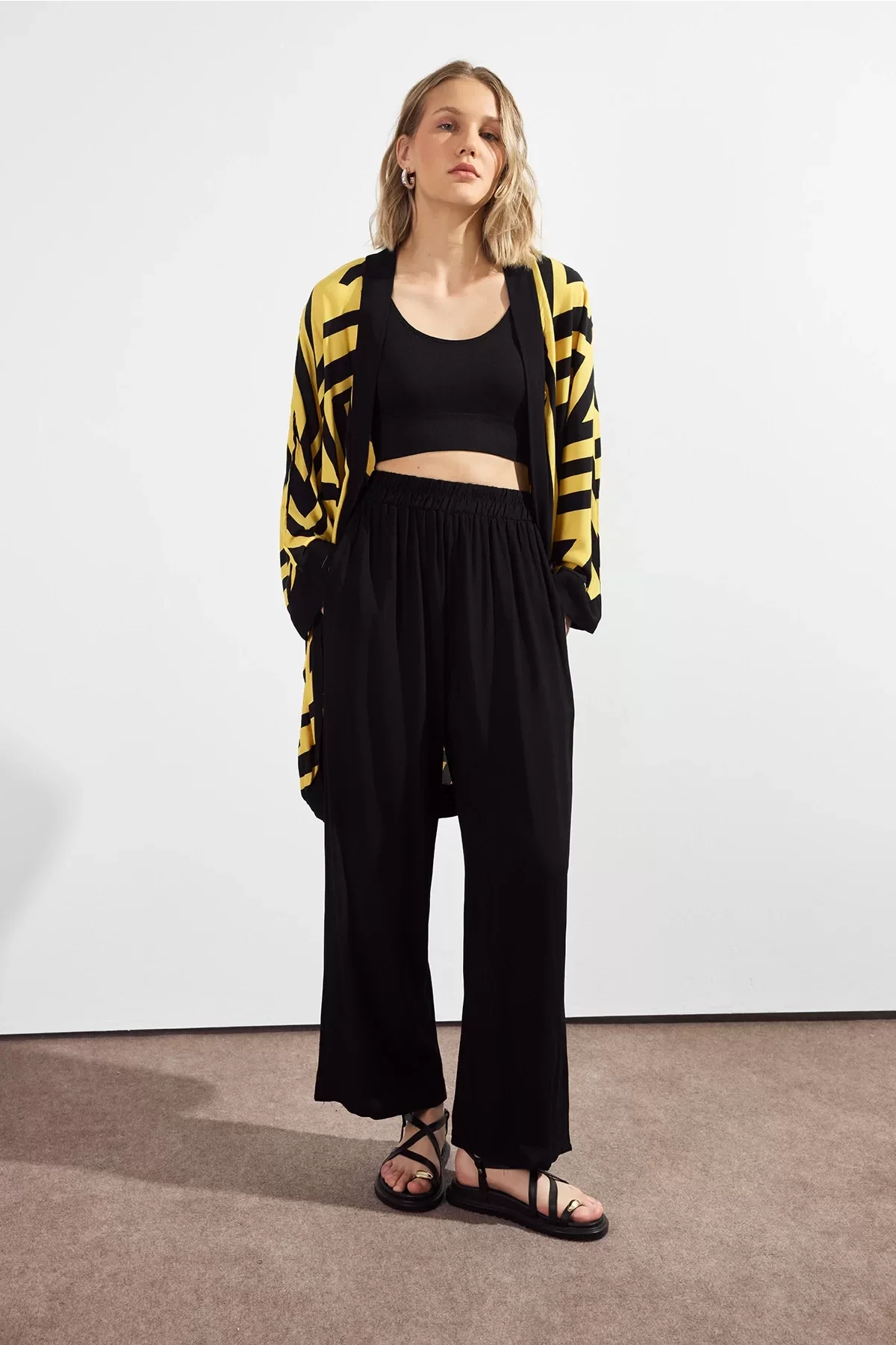 Kadın Desenli Bel Lastikli Cepli Alt & Üst Takım