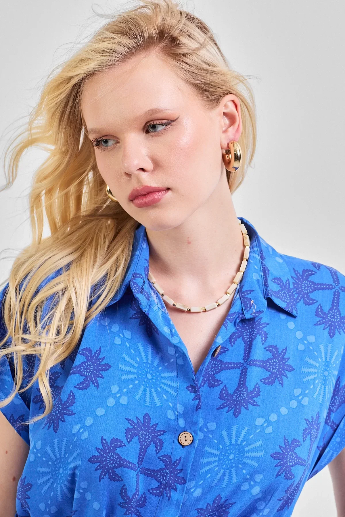 Kadın Desenli Kuşak Detaylı Gömlek Elbise Saks Mavi