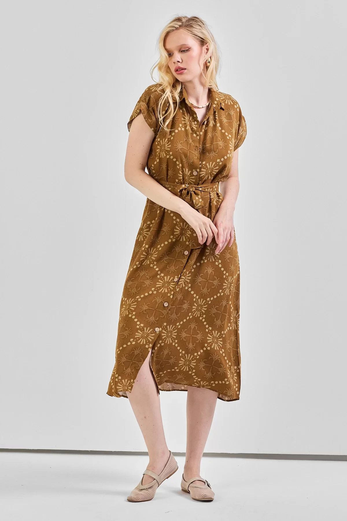 Kadın Desenli Kuşak Detaylı Gömlek Elbise Yağ Yeşiil